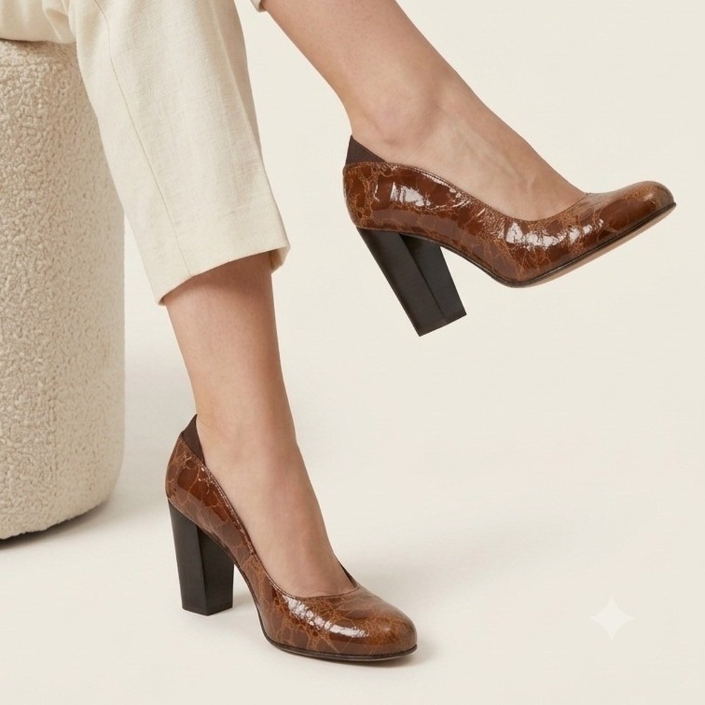Donald J Pliner Casey Pumps 8.5 Brown Patent Leather Sole Croc Block Heel Spain